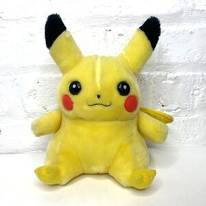 Nintendo Hasbro Game Freak 1998 Pikachu Pokémon 8" Inch Plush Stuffed Animal